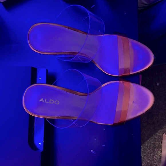 Highheels - Picture 1 of 1